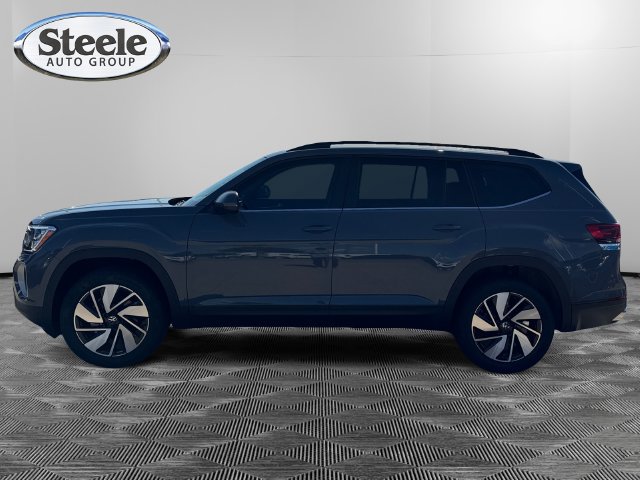 New 2026 Volkswagen Atlas SE FWD image 2