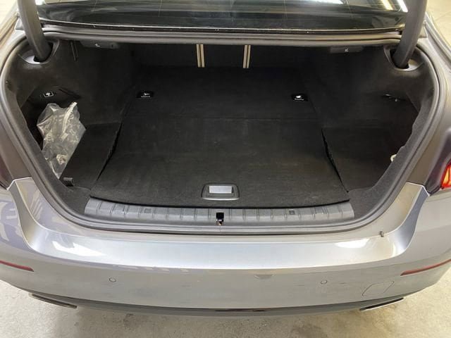 Used 2023 BMW 530e w/ Premium Package RWD image 30