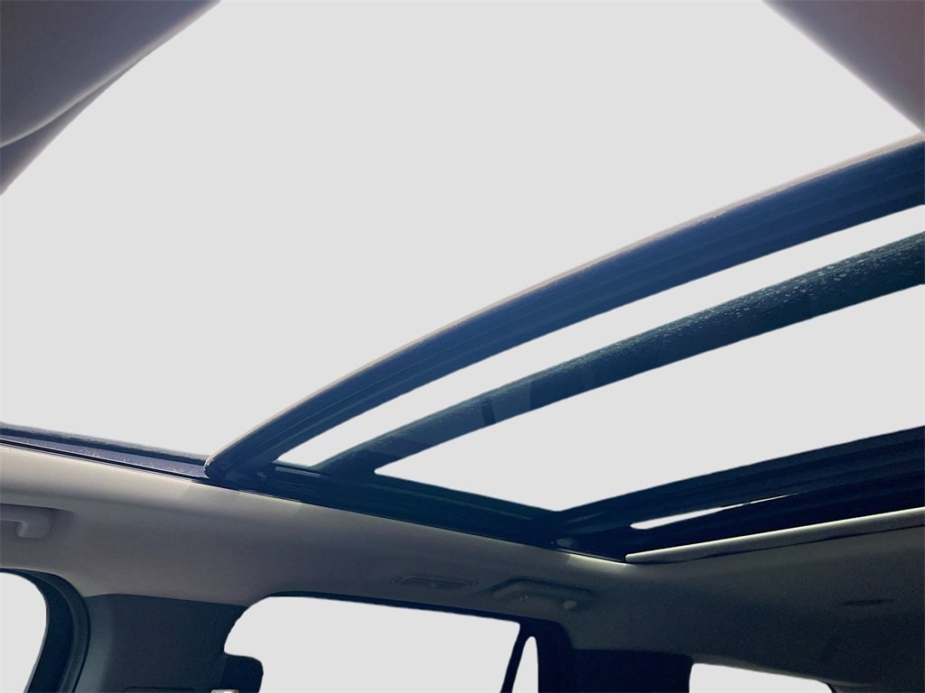 Used 2021 Ford Expedition Limited image 23