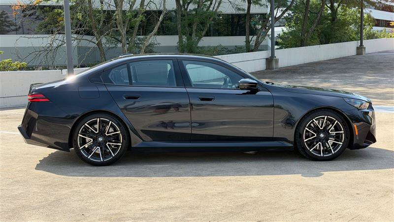 Used 2026 BMW M5 w/ Executive Package AWD/4WD image 9