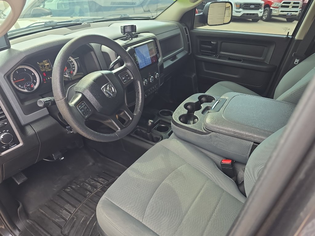 Used 2018 RAM 2500 Tradesman w/ Chrome Appearance Group AWD/4WD image 9