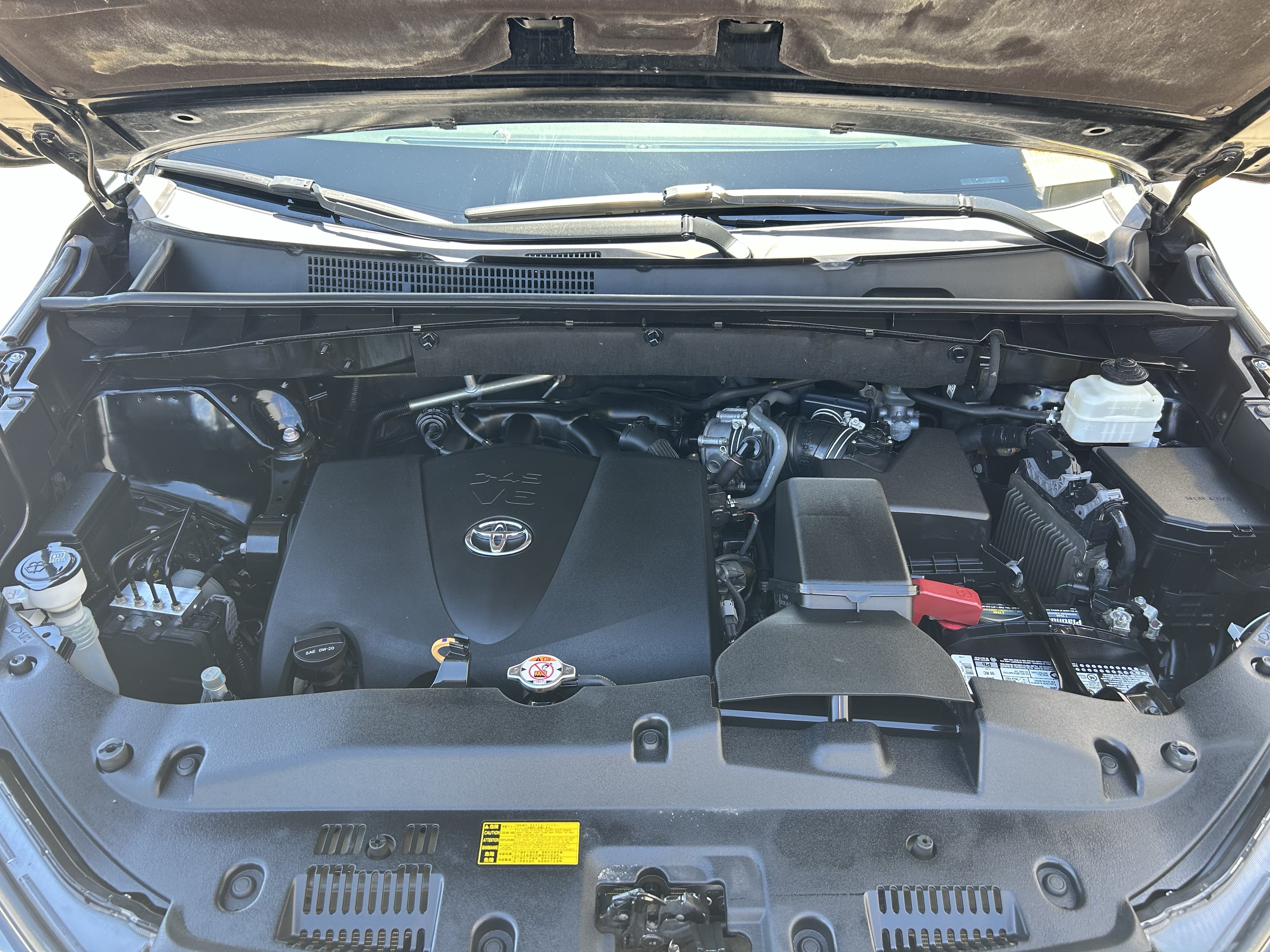Used 2019 Toyota Highlander SE AWD/4WD image 12