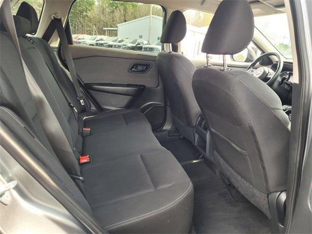 Used 2023 Nissan Rogue S image 13