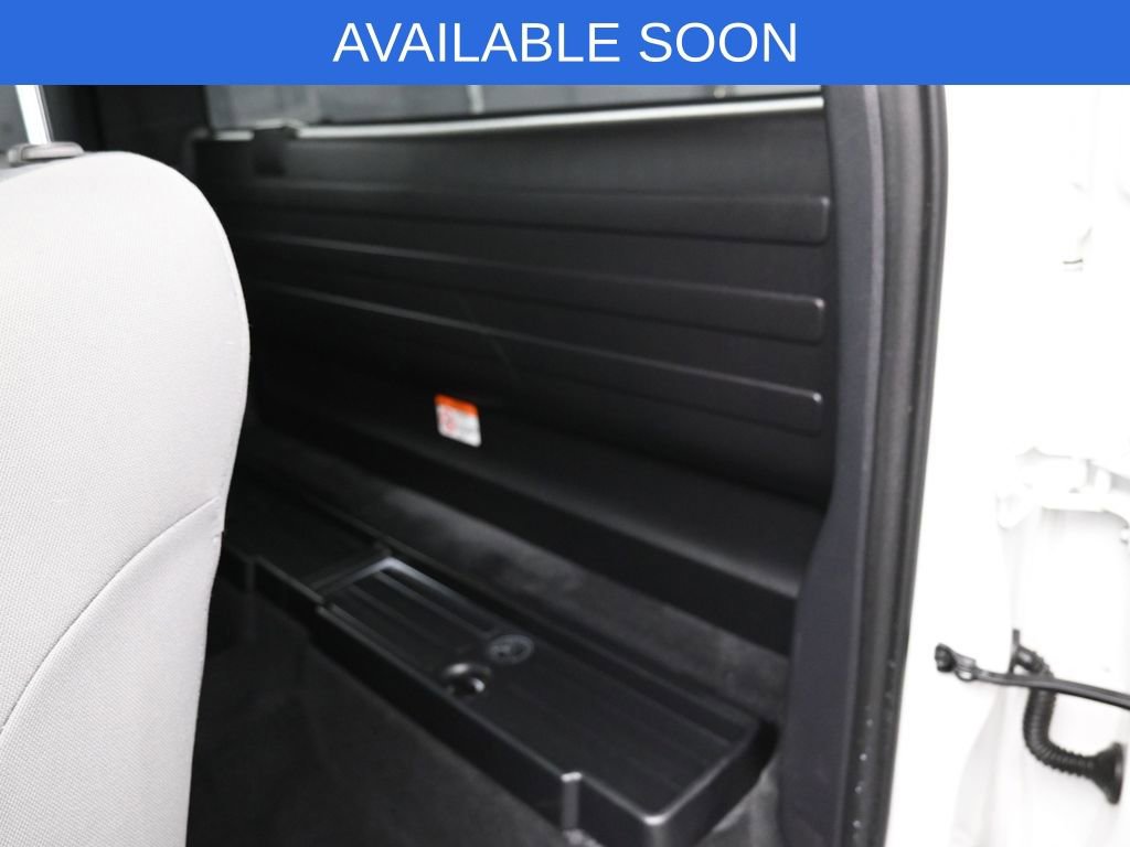 Used 2019 Toyota Tacoma SR image 28