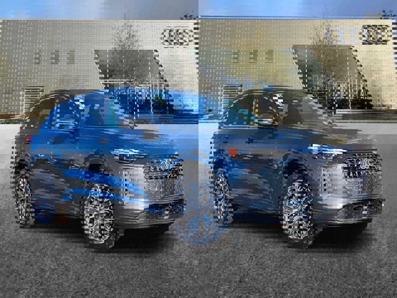 New 2025 Audi Q5 Premium Plus