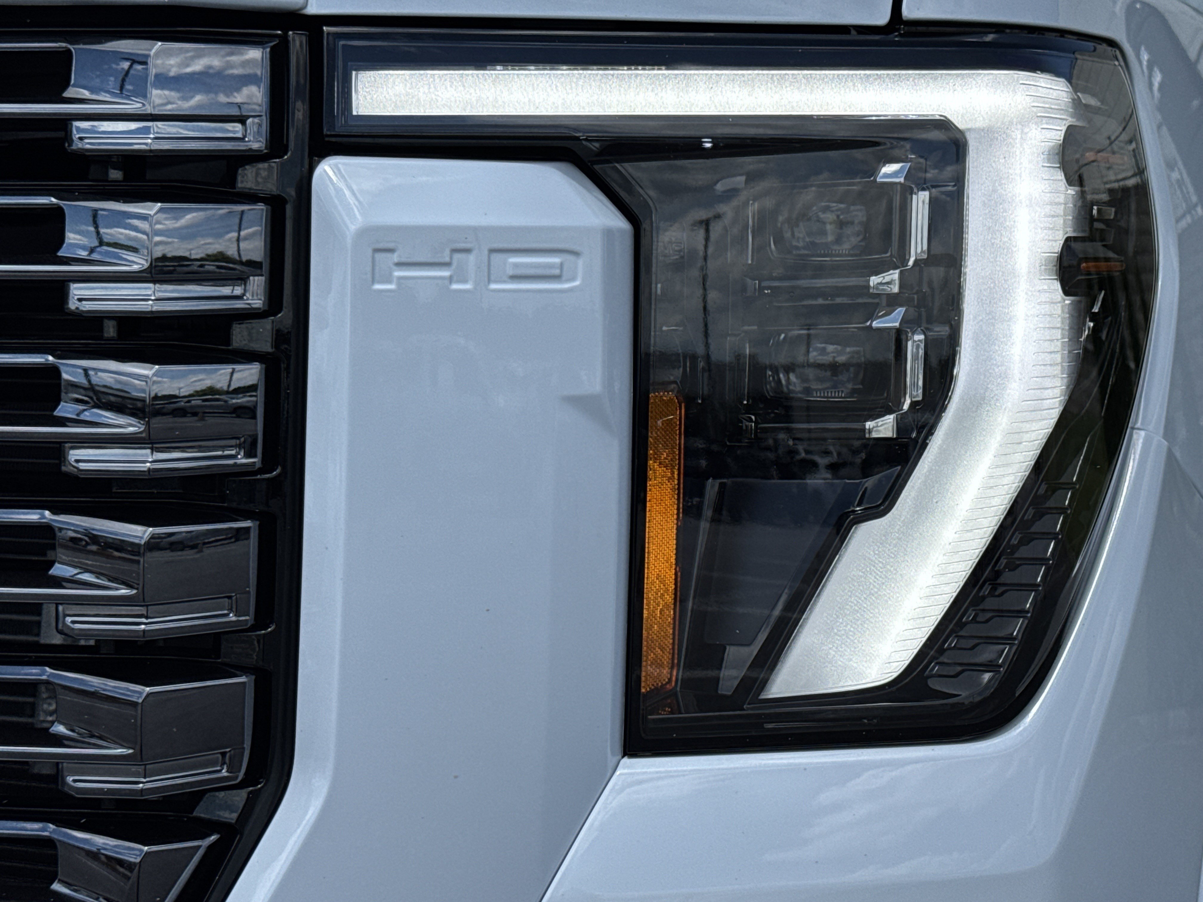 Used 2026 GMC Sierra 2500 Denali Ultimate w/ Max Trailering Package AWD/4WD image 6