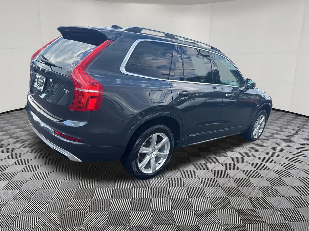 Used 2016 Volvo XC90 T8 Momentum w/ Vision Package AWD/4WD image 5