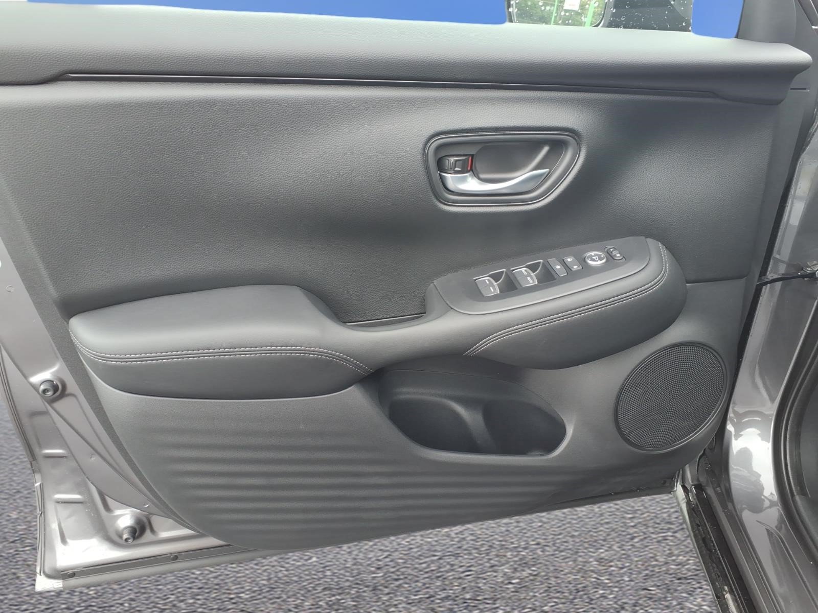 New 2027 Honda HR-V EX-L image 15