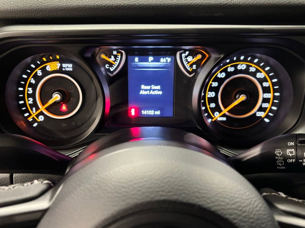 Used 2025 Jeep Wrangler Unlimited Sport AWD/4WD image 14