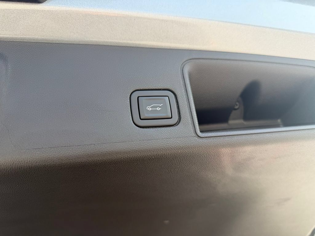 Used 2023 GMC Terrain AT4 w/ Infotainment Package II AWD/4WD image 25