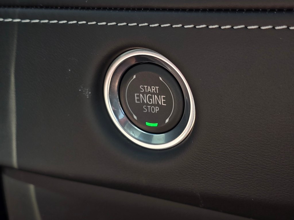 New 2026 Cadillac Escalade ESV Platinum Sport AWD/4WD image 45