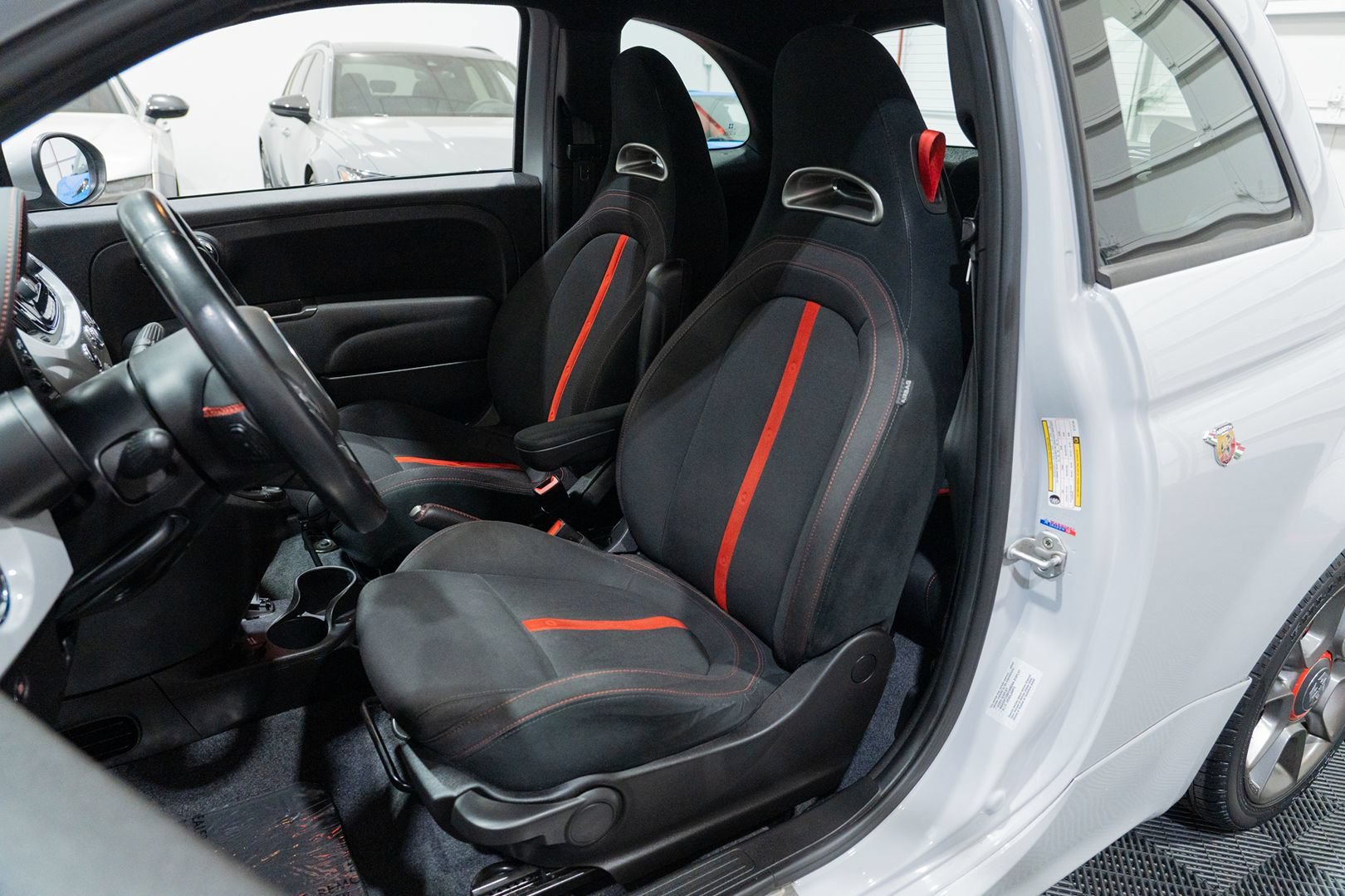 Used 2016 FIAT 500 Abarth FWD image 17