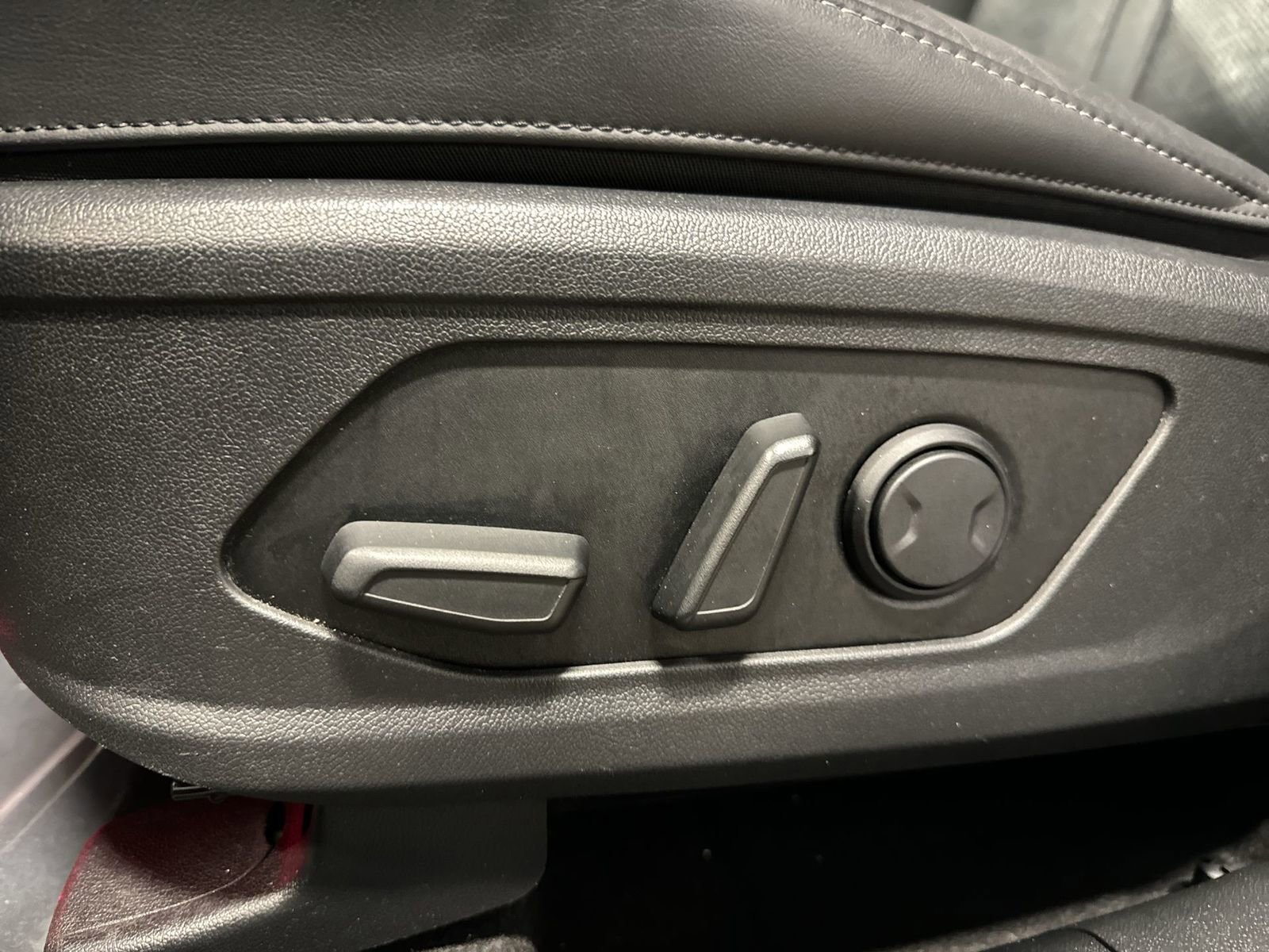 Used 2022 Kia Sorento EX image 21