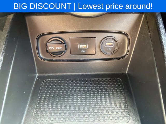 Used 2021 Hyundai Venue SEL FWD image 29