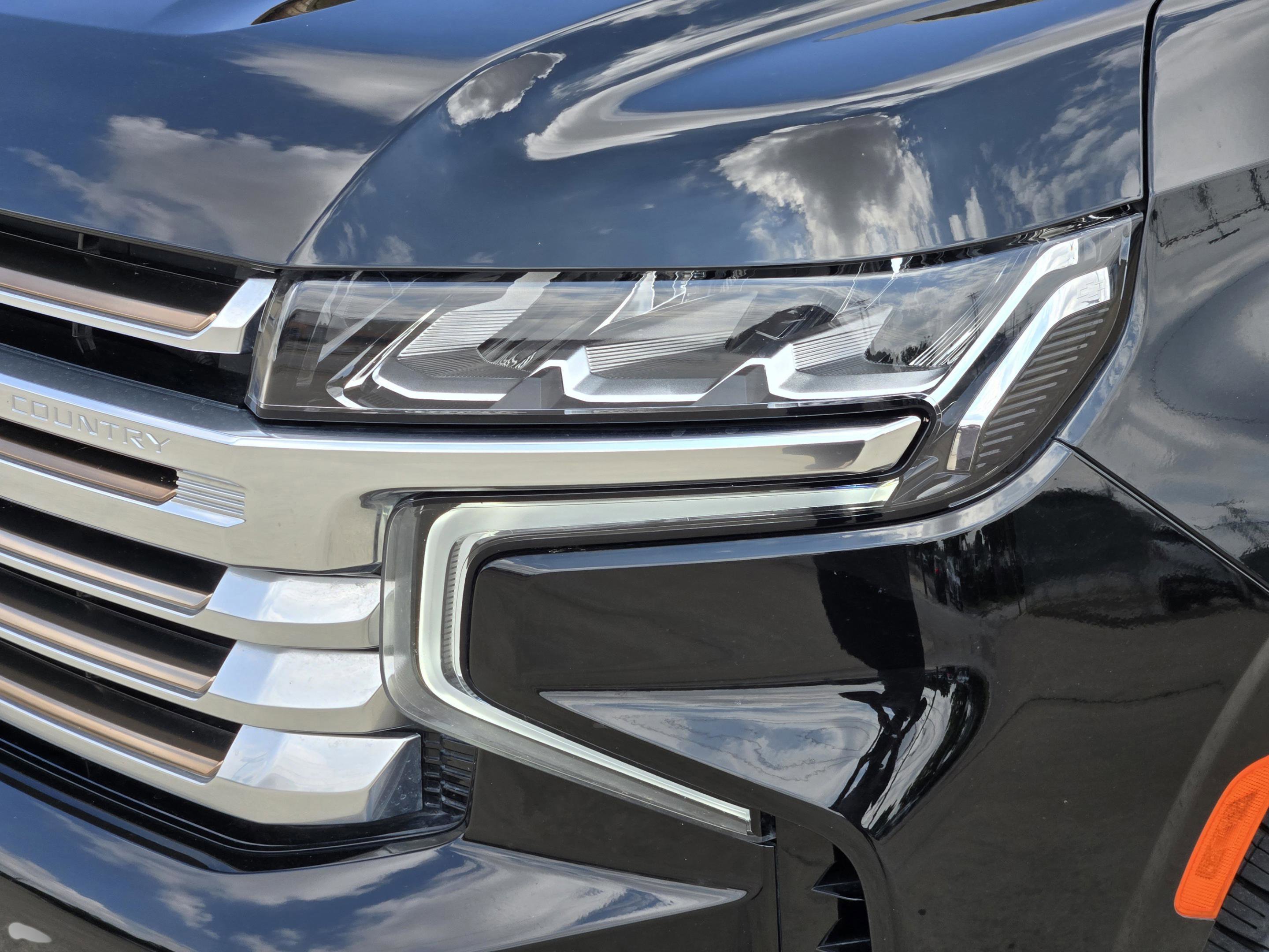 Used 2021 Chevrolet Tahoe High Country w/ Premium Package RWD image 36