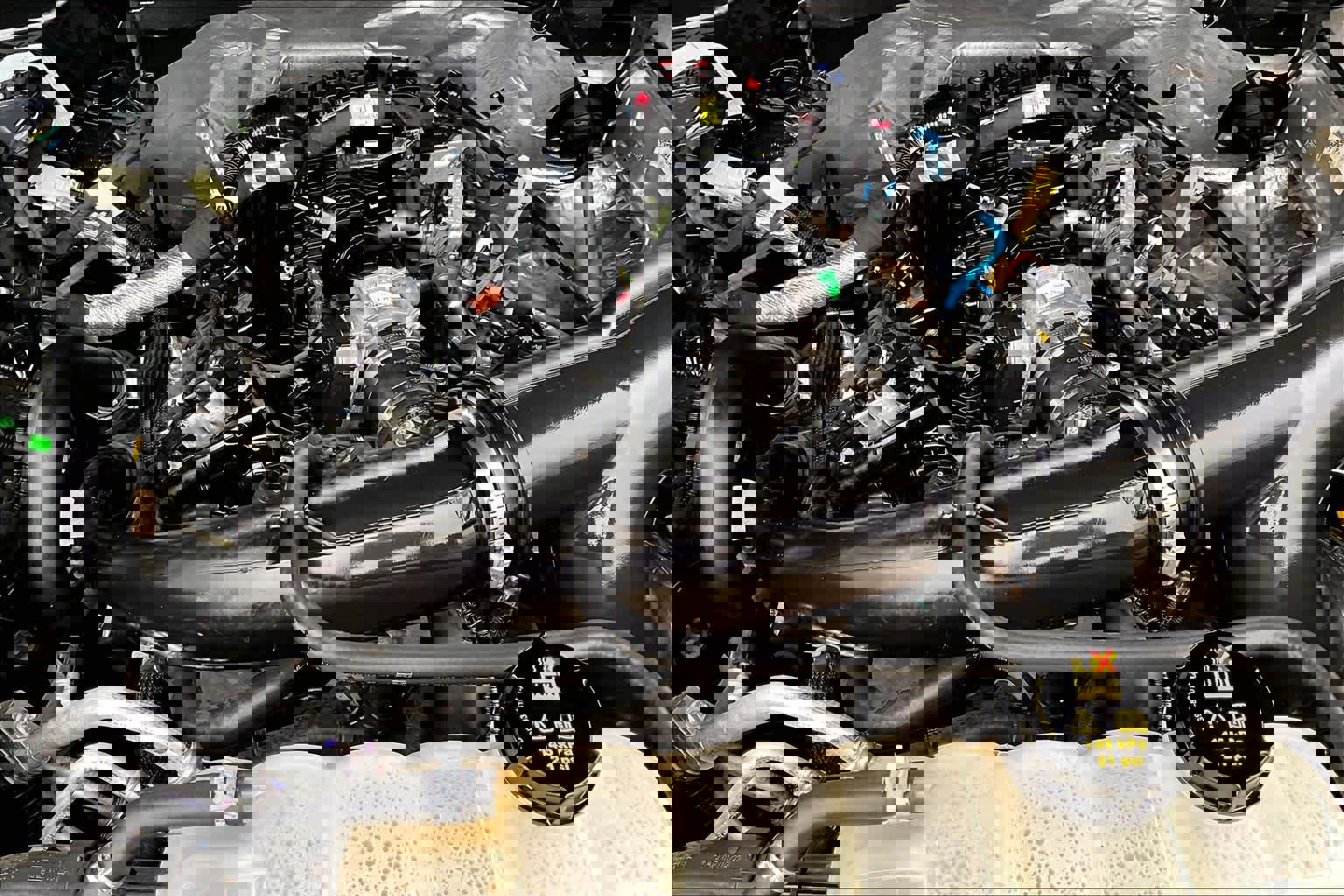 Certified 2022 Ford F150 XLT w/ Equipment Group 302A High image 33