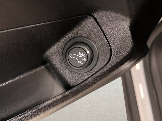 Certified 2024 GMC Terrain SLT AWD/4WD image 17