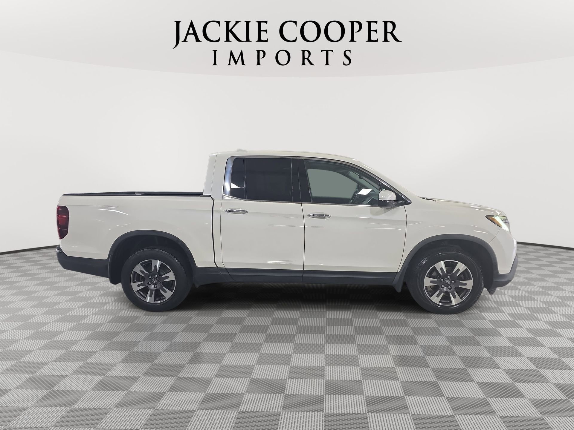 Used 2019 Honda Ridgeline RTL-E image 4