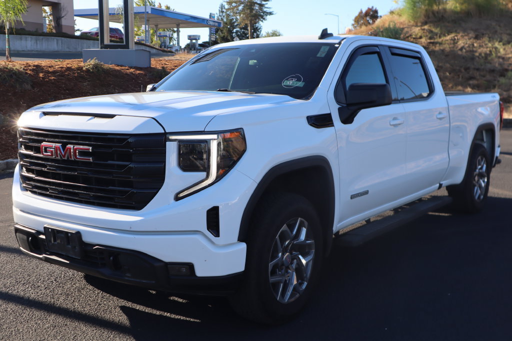 Used 2022 GMC Sierra 1500 Elevation AWD/4WD image 1