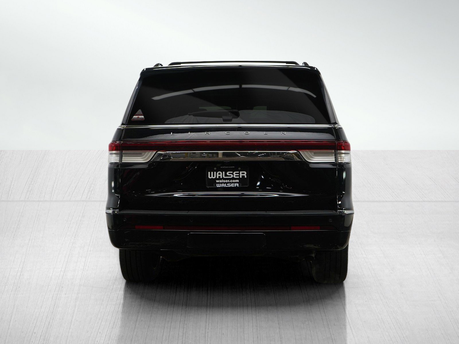 Used 2022 Lincoln Navigator L Reserve w/ Equipment Group 201A image 5