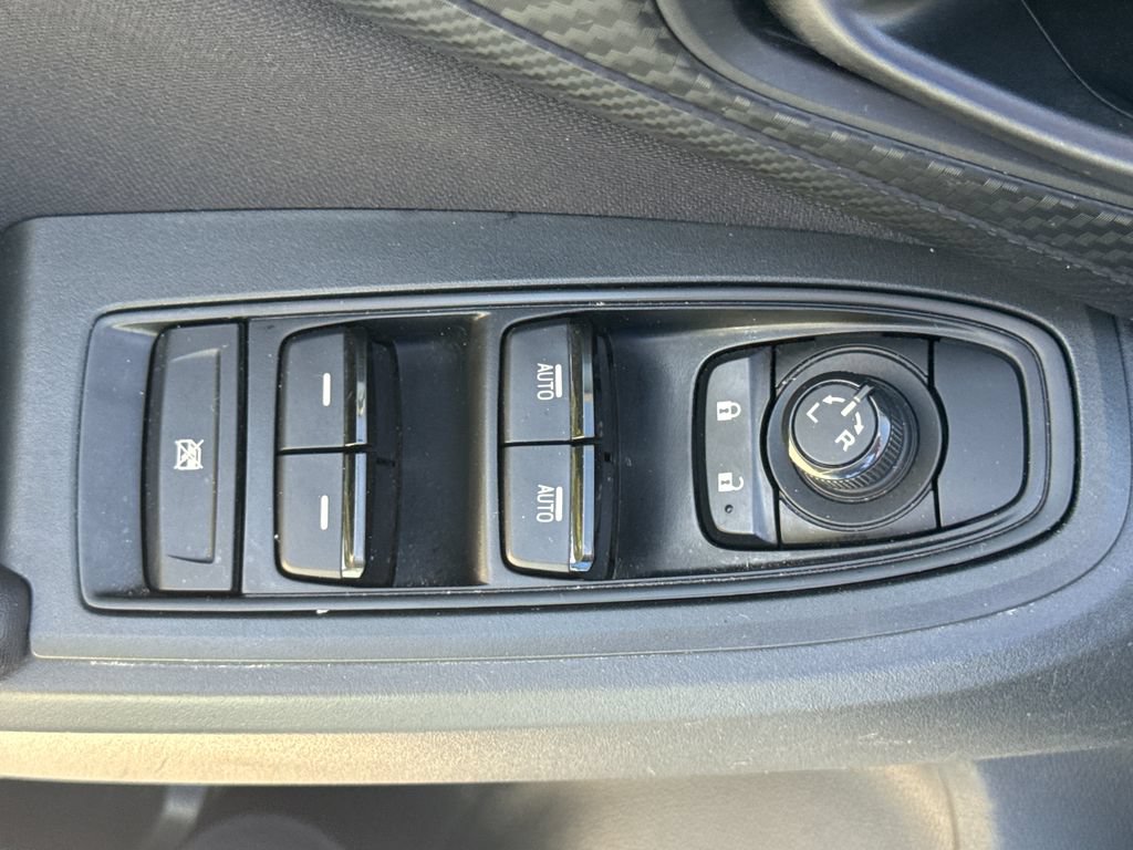 Used 2018 Subaru Crosstrek 2.0i AWD/4WD image 14