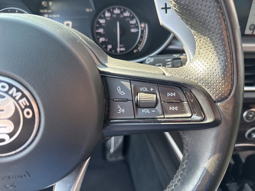 Used 2022 Alfa Romeo Stelvio Veloce image 31