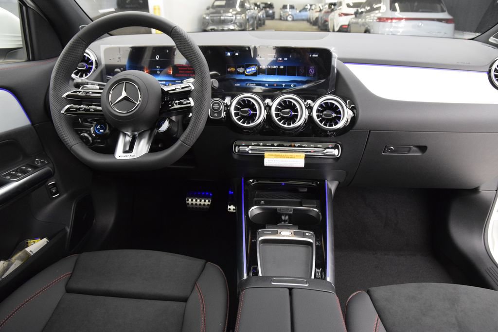 New 2026 Mercedes-Benz GLA 35 AMG 4MATIC image 19
