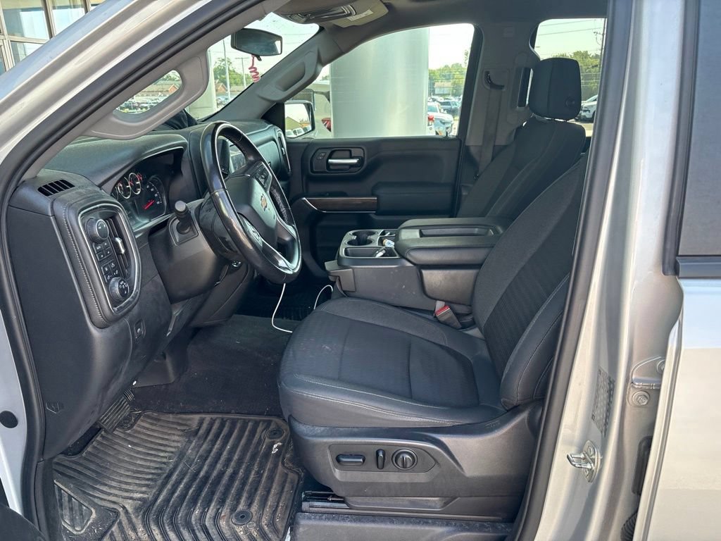 Used 2019 Chevrolet Silverado 1500 LT w/ All-Star Edition AWD/4WD image 9