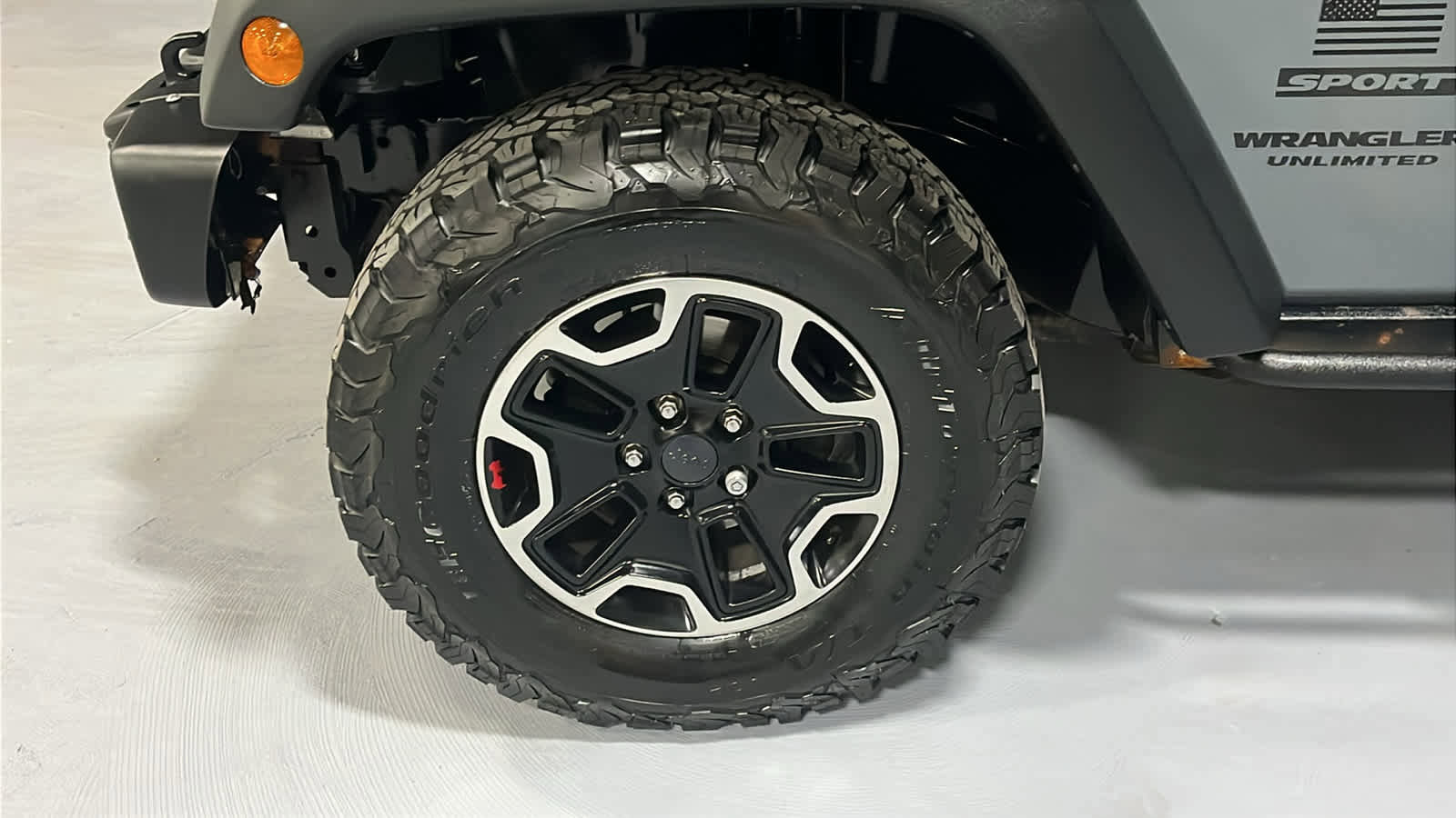 Used 2014 Jeep Wrangler Unlimited Sport w/ Quick Order Package 24S AWD/4WD image 8