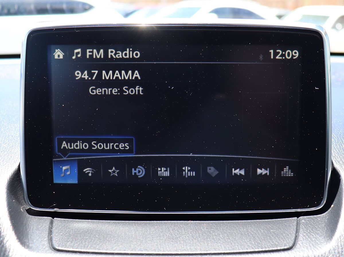 Used 2018 Toyota Yaris iA FWD image 48