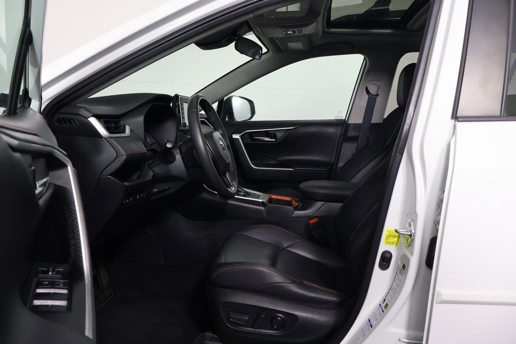 Used 2022 Toyota RAV4 Adventure w/ Convenience Package image 10