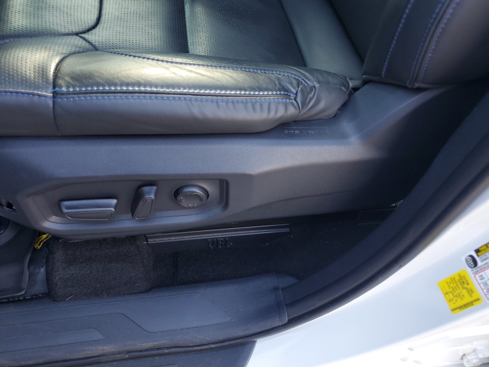 Used 2024 Toyota Tundra Platinum AWD/4WD image 17
