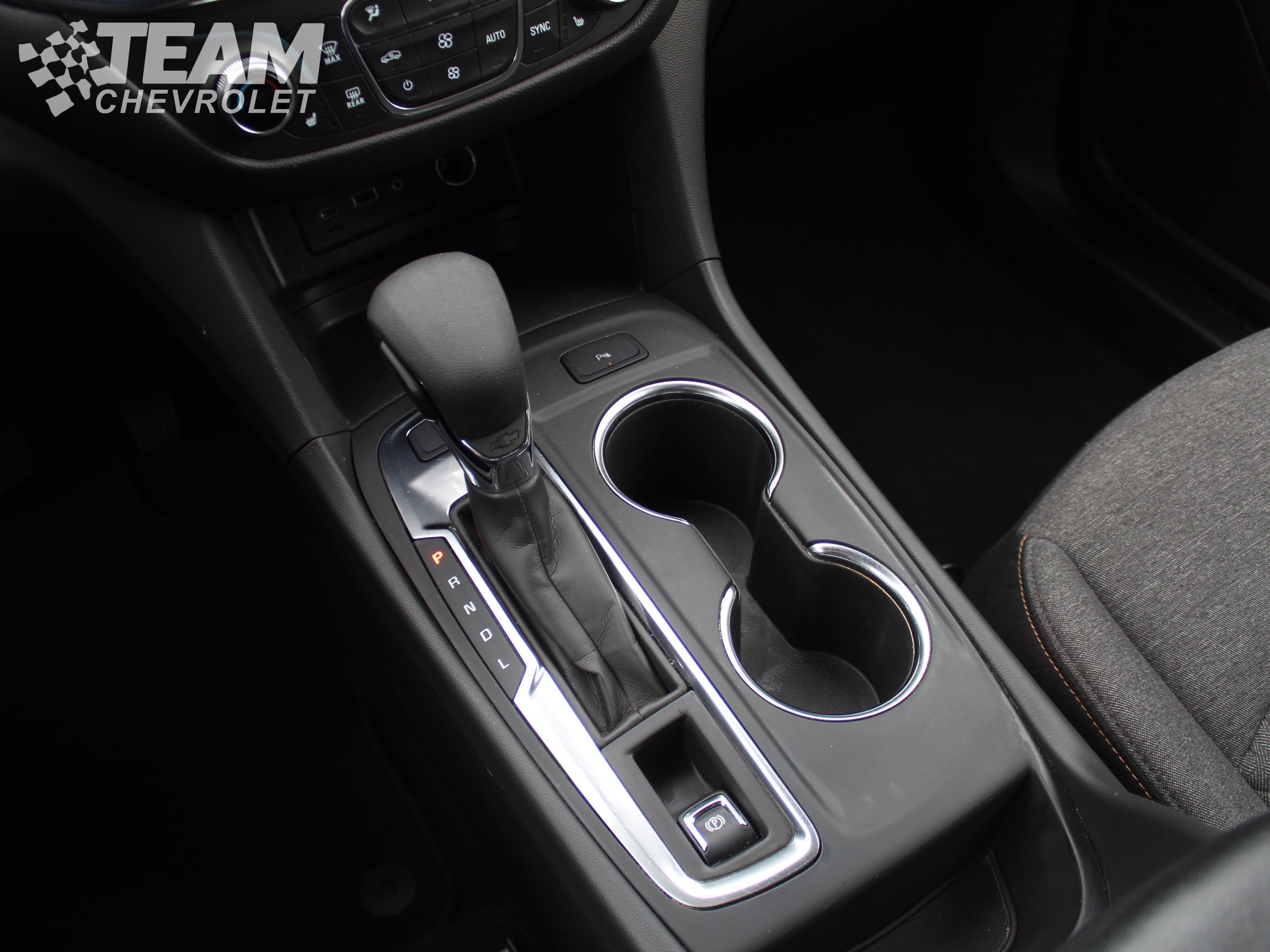 Used 2024 Chevrolet Equinox LT image 18