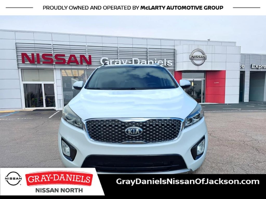 Used 2017 Kia Sorento SX FWD image 2