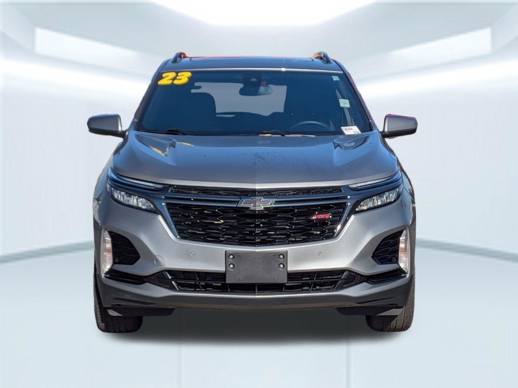 Used 2023 Chevrolet Equinox RS w/ LPO, Floor Liner Package AWD/4WD image 18