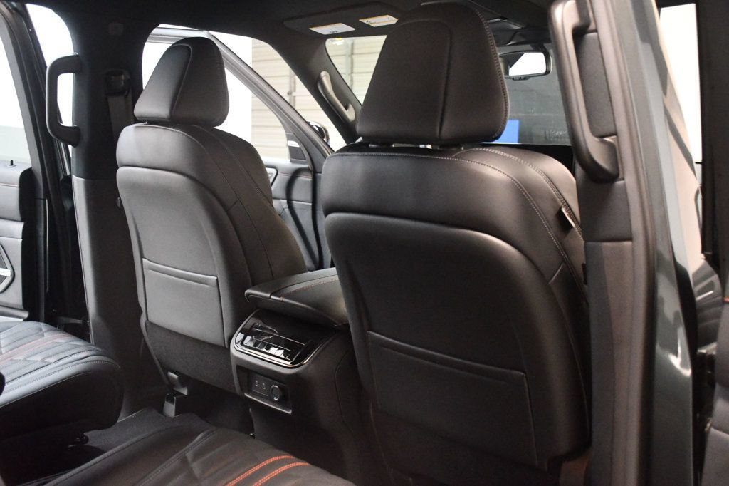 Used 2026 Nissan Armada PRO-4X w/ Captain's Chari Seat Package AWD/4WD image 34