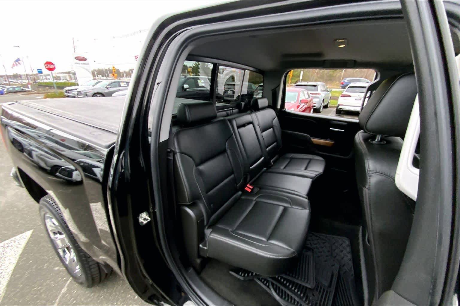 Used 2018 Chevrolet Silverado 1500 LTZ w/ Sport Package AWD/4WD image 20