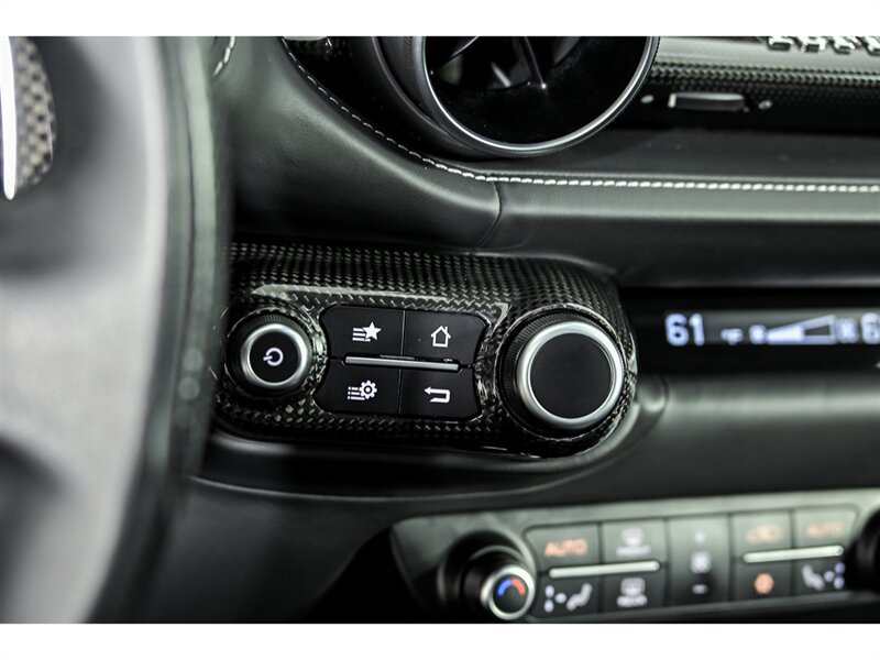 Used 2019 Ferrari 812 Superfast RWD image 33