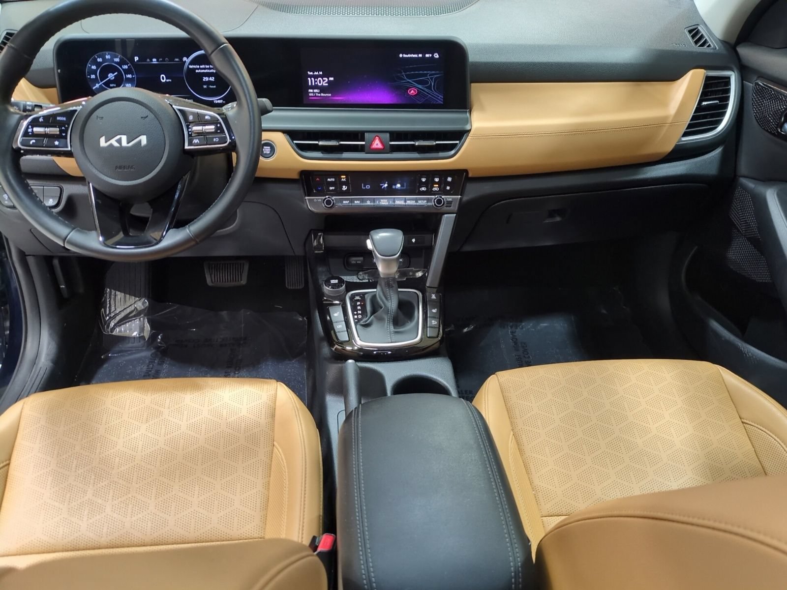 Certified 2024 Kia Seltos EX AWD/4WD image 14