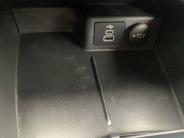 New 2025 Ford Escape ST-Line w/ Tech Pack #1 image 19