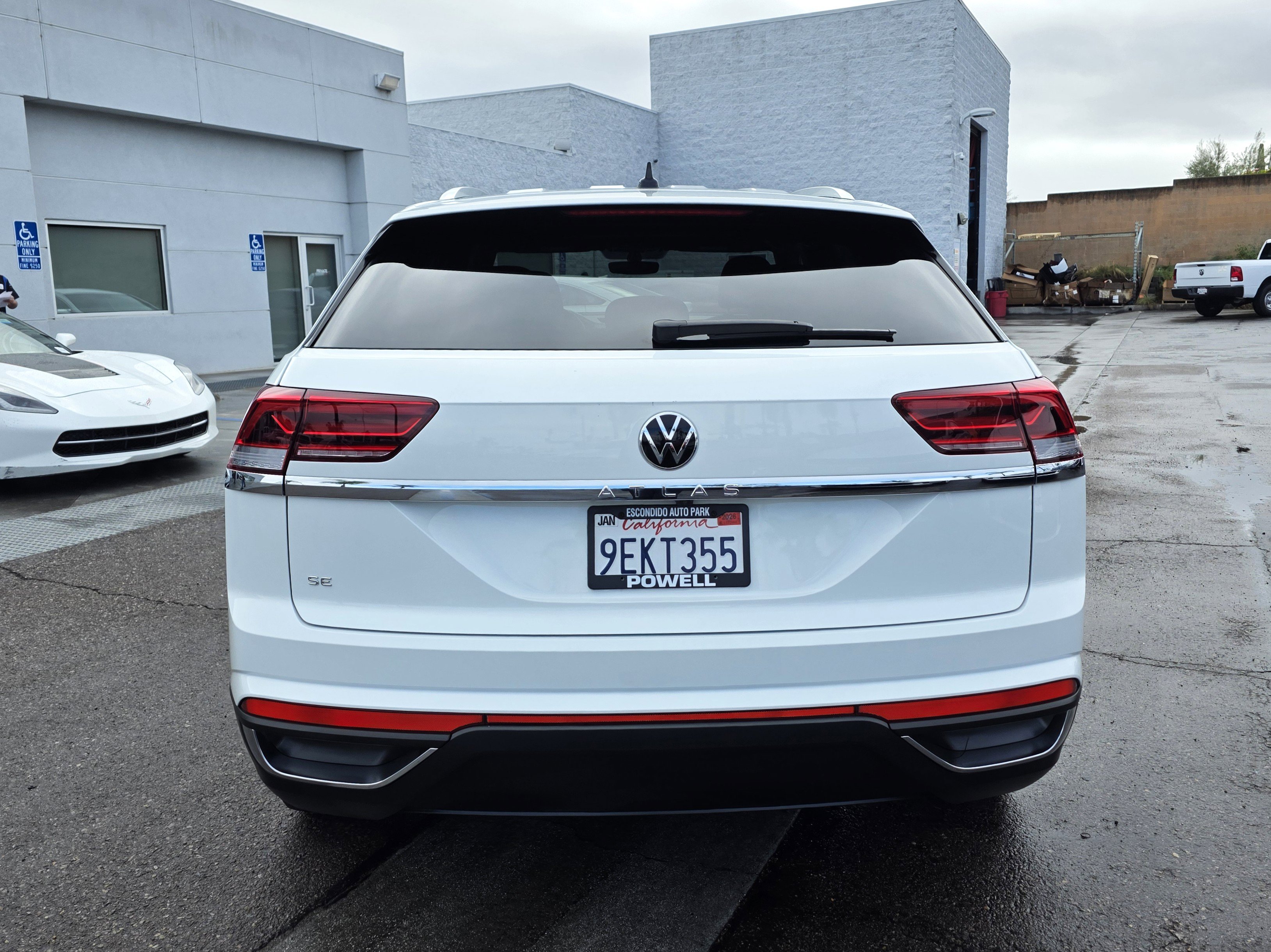 Used 2023 Volkswagen Atlas Cross Sport SE image 4