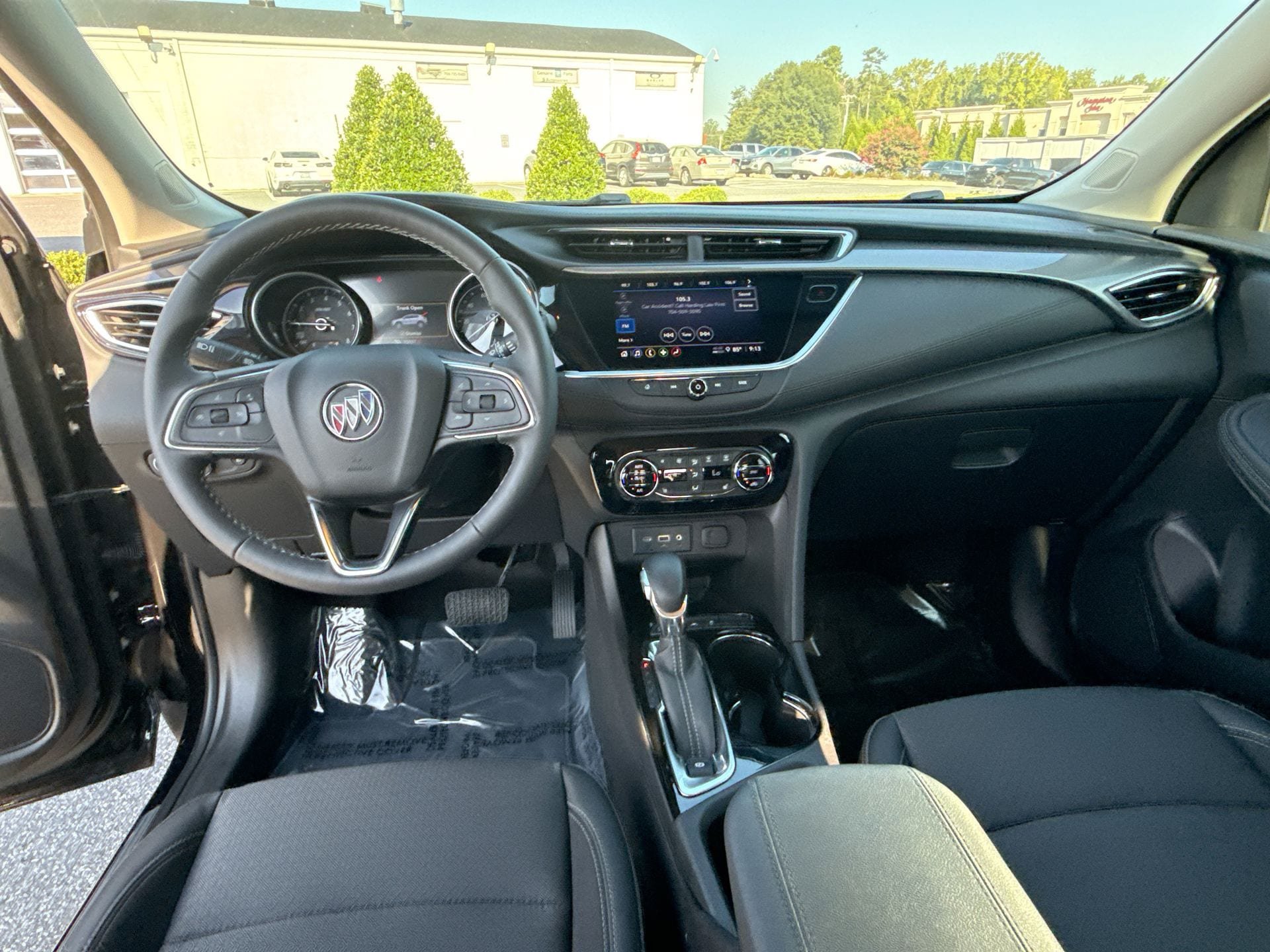 Used 2022 Buick Encore GX Select FWD image 32