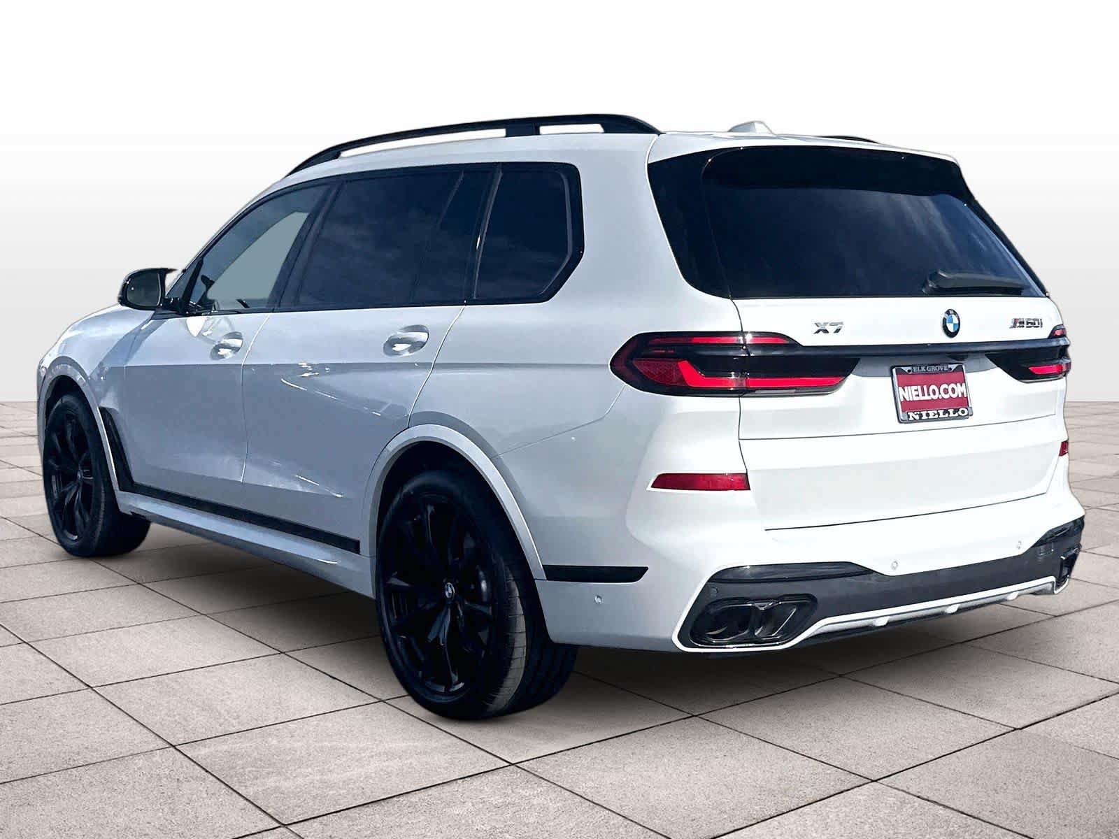 Used 2024 BMW X7 M60i w/ Executive Package AWD/4WD image 7