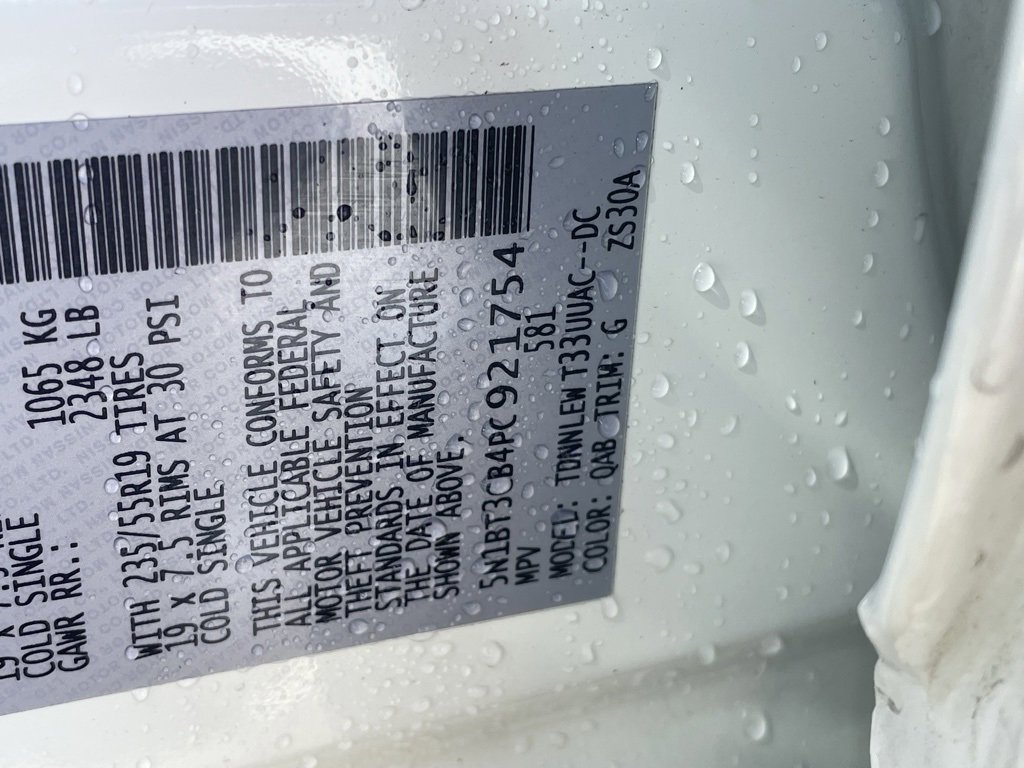 Used 2023 Nissan Rogue SL image 34