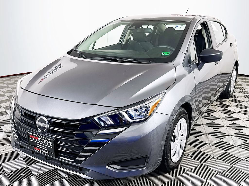 Used 2024 Nissan Versa S w/ Trunk Package FWD image 3