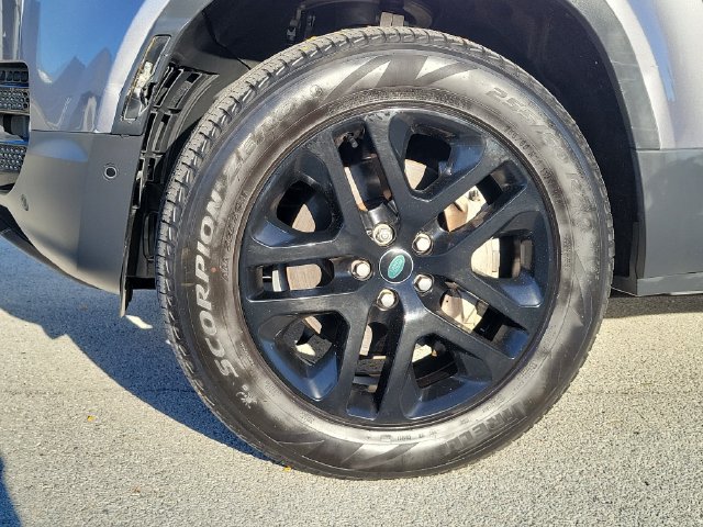Certified 2024 Land Rover Defender 110 S AWD/4WD image 8
