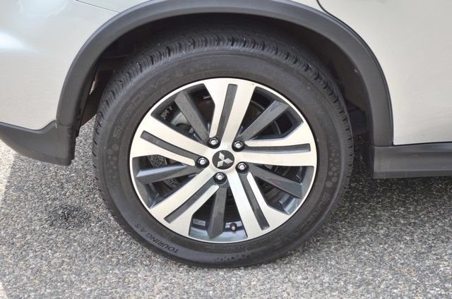 Used 2025 Mitsubishi Outlander Sport ES AWD/4WD image 11