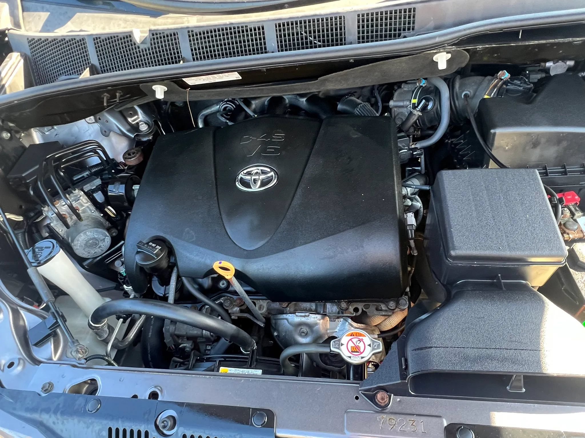 Used 2017 Toyota Sienna LE AWD/4WD image 35