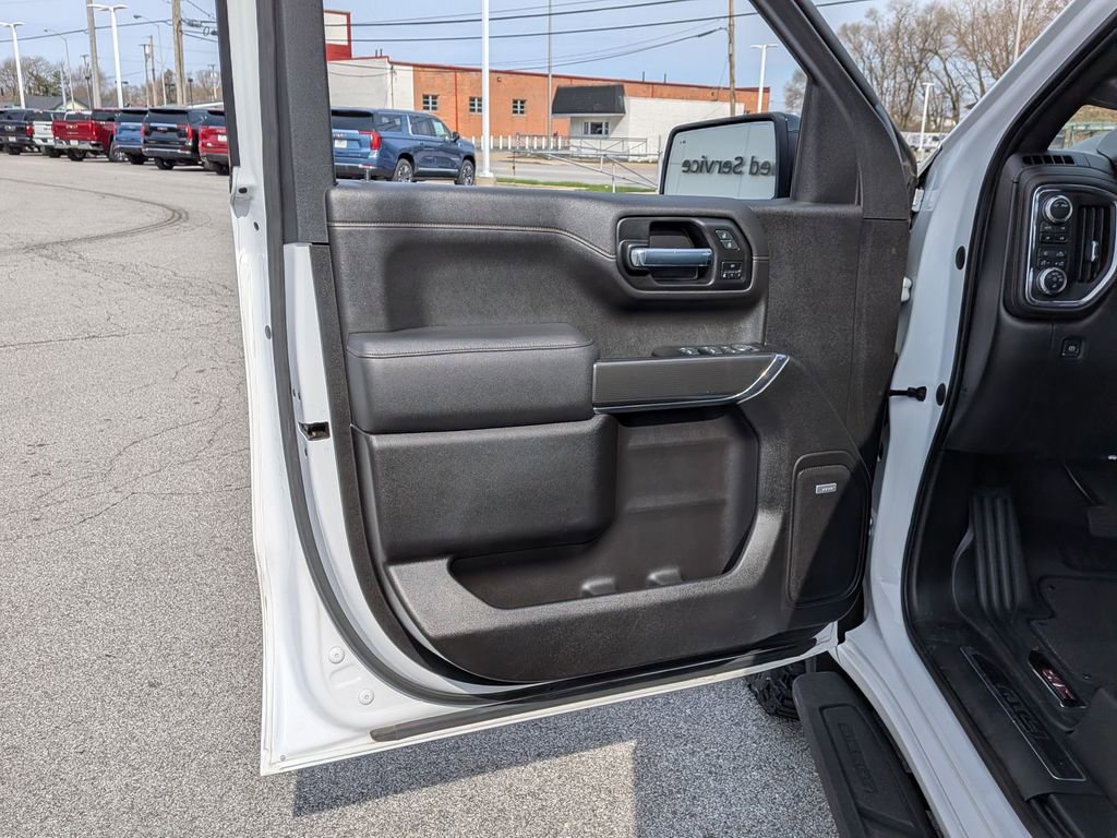 Used 2022 GMC Sierra 1500 AT4 w/ AT4 Premium Package image 26