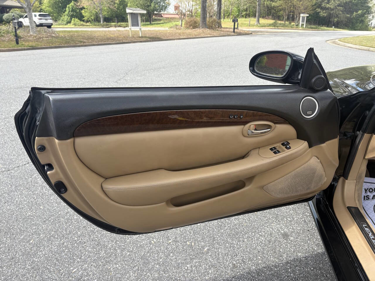 Used 2007 Lexus SC 430 Convertible image 16